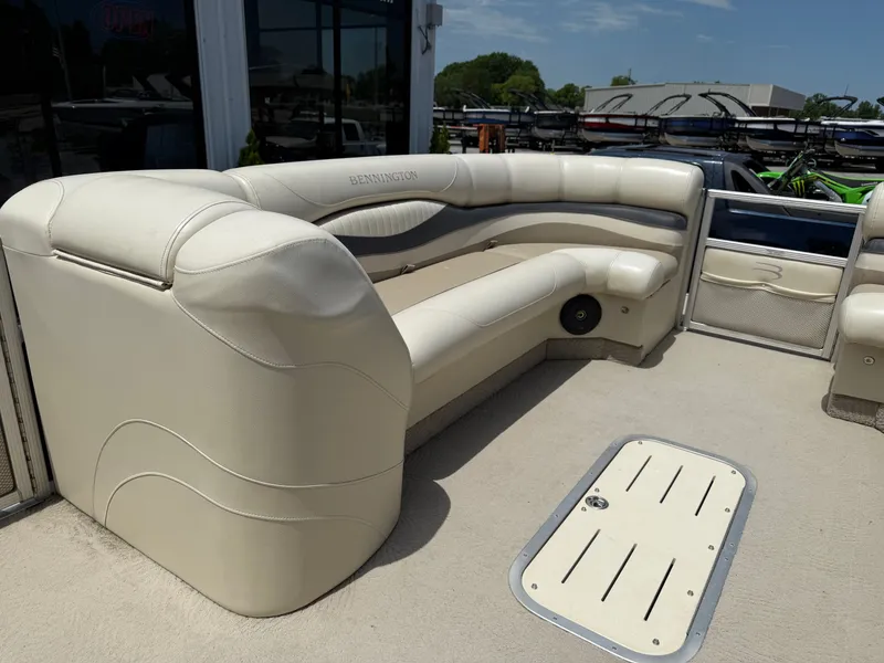 Slide: The Image of Bennington 2575 2009 - 20