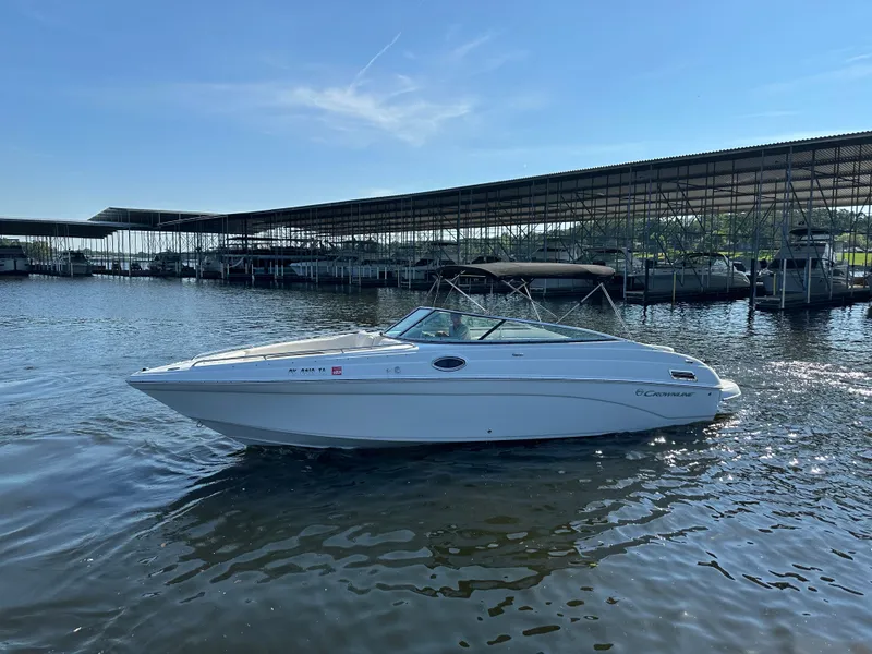 Slide: The Image of Crownline Boats 270BR 2011 - 3