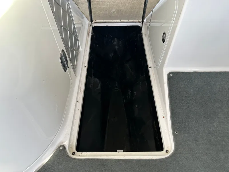 Slide: The Image of MasterCraft 280V 2011 - 19