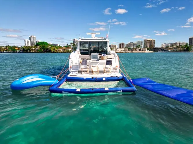 Slide: The Image of 2023 Cruisers Yachts 42 Cantius - Image 6 - 6