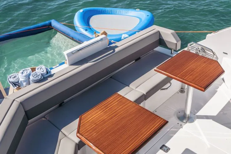 Slide: The Image of 2023 Cruisers Yachts 42 Cantius - Image 9 - 9