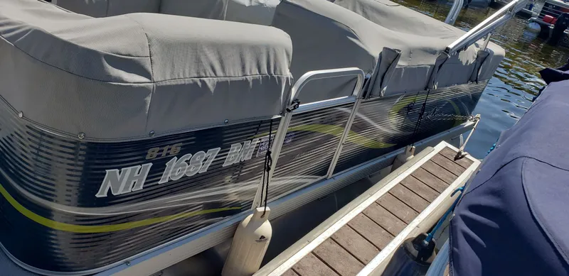 Slide: The Image of Apex Marine Qwest Edge 816 2018 - 5