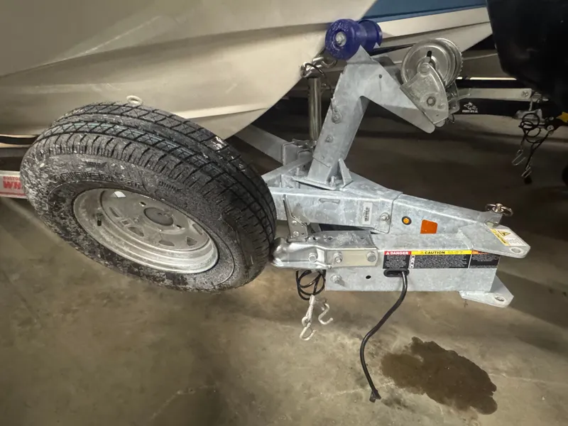 Slide: The Image of Boston Whaler 160 Super Sport 2026 - 5