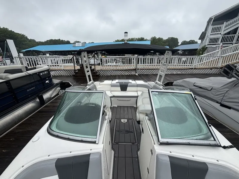 Slide: The Image of Chaparral 23 SSi 2023 - 11