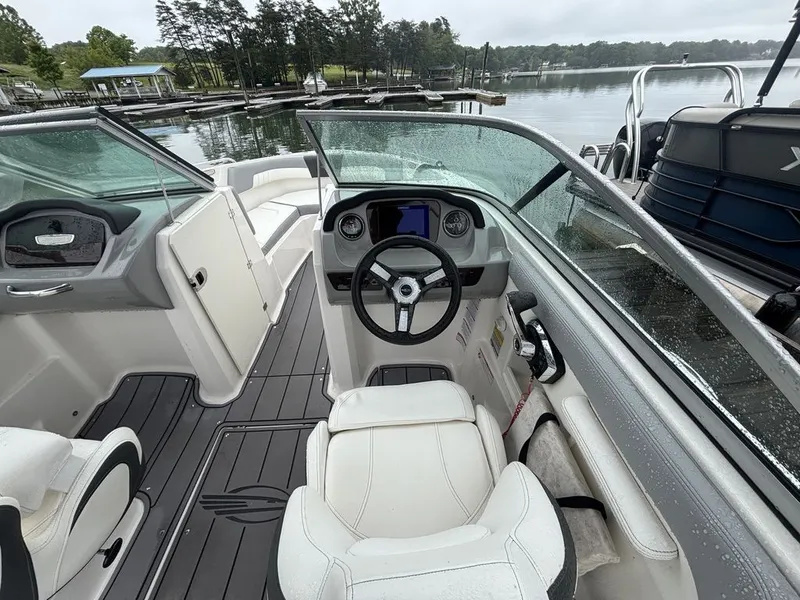 Slide: The Image of Chaparral 23 SSi 2023 - 7