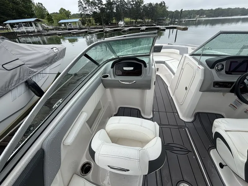 Slide: The Image of Chaparral 23 SSi 2023 - 8