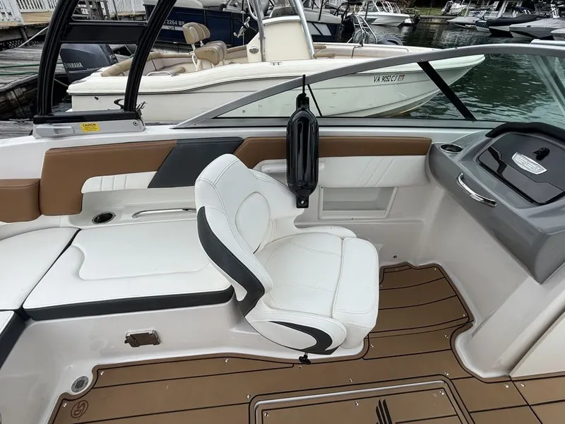 Slide: The Image of Chaparral 23 SSi 2023 - 4