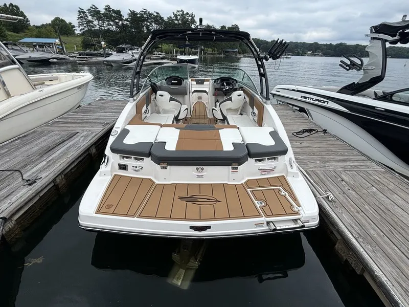 Slide: The Image of Chaparral 23 SSi 2023 - 6