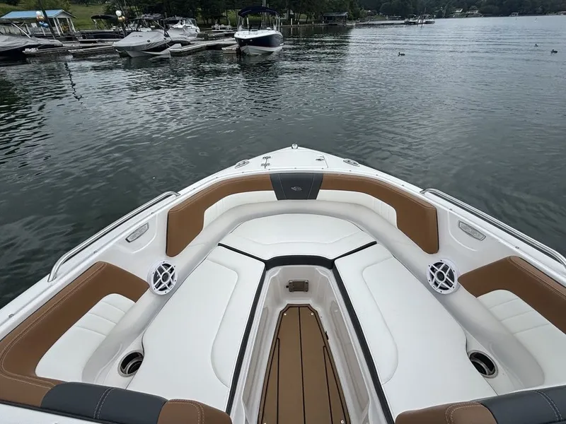 Slide: The Image of Chaparral 23 SSi 2023 - 9