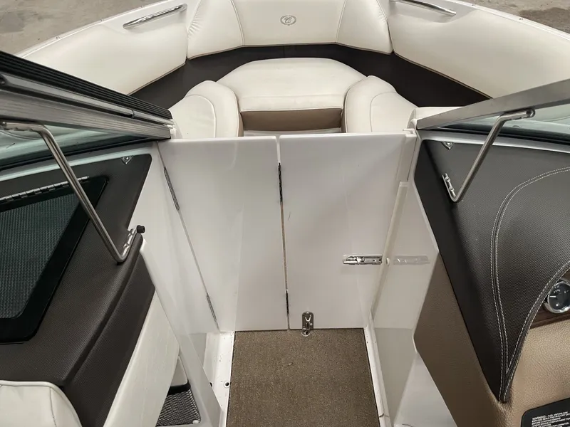 Slide: The Image of Cobalt 200S 2016 - 26