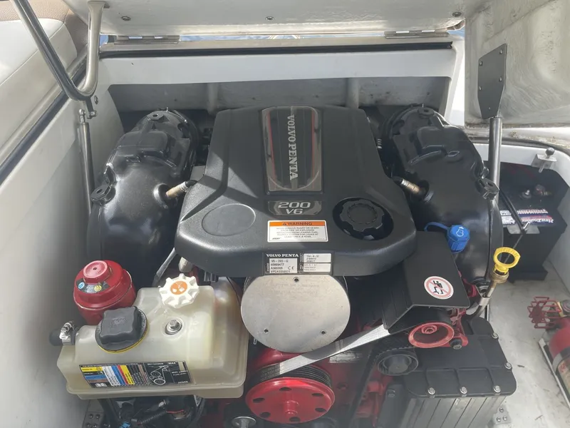 Slide: The Image of Cobalt 200S 2016 - 35