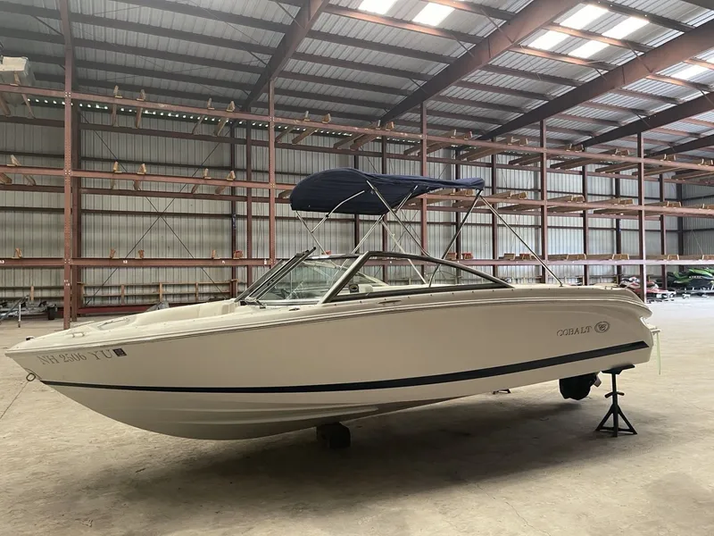 Slide: The Image of Cobalt 200S 2016 - 8