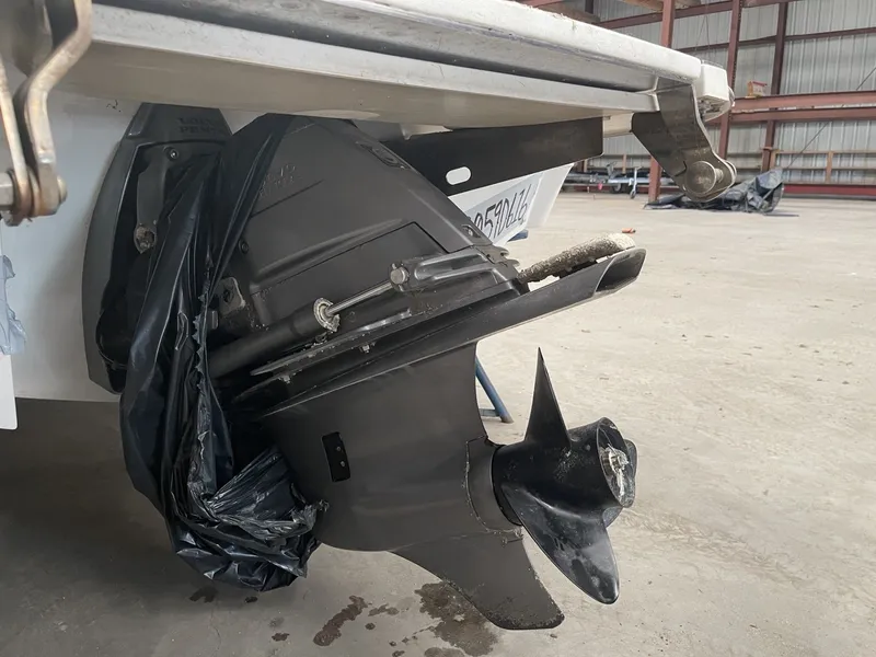 Slide: The Image of Cobalt 200S 2016 - 9