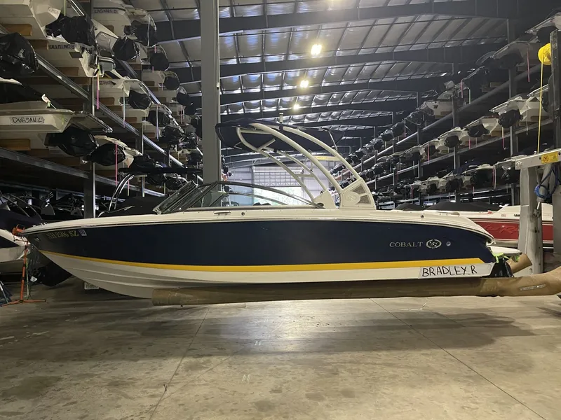 Slide: The Image of Cobalt 220S 2018 - 2