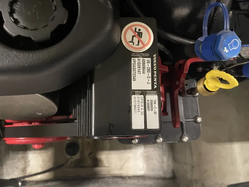 Slide: The Image of Cobalt 220S 2018 - 20