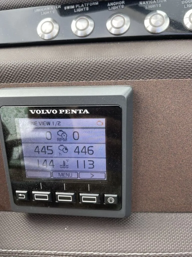 Slide: The Image of Cobalt R30 2016 - 14