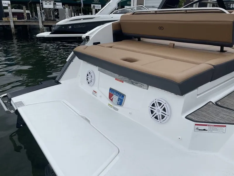 Slide: The Image of Cobalt R8 2025 - 17