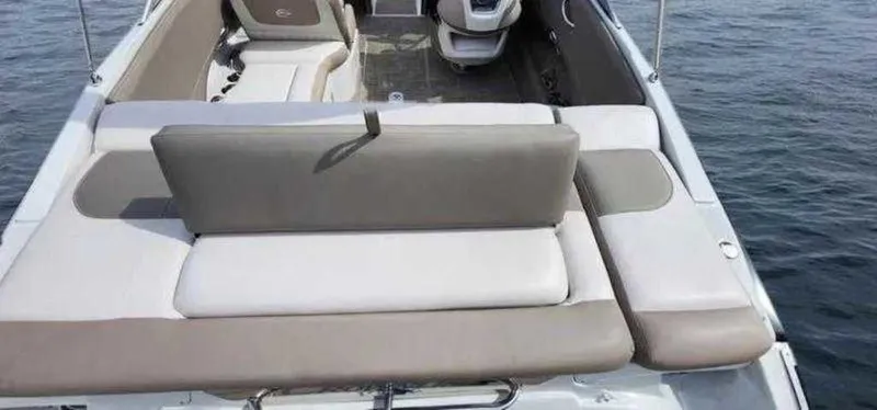 Slide: The Image of Crownline Boats 225 SS 2019 - 14