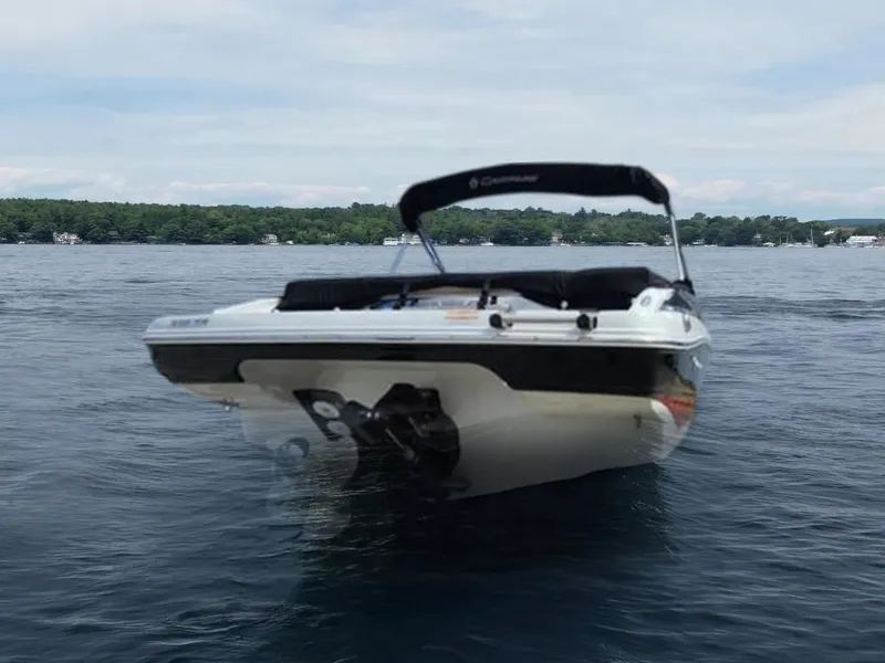 Slide: The Image of Crownline Boats 225 SS 2019 - 4
