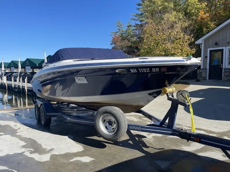 Slide: The Image of Four Winns 22 Horizon 2011 - 15