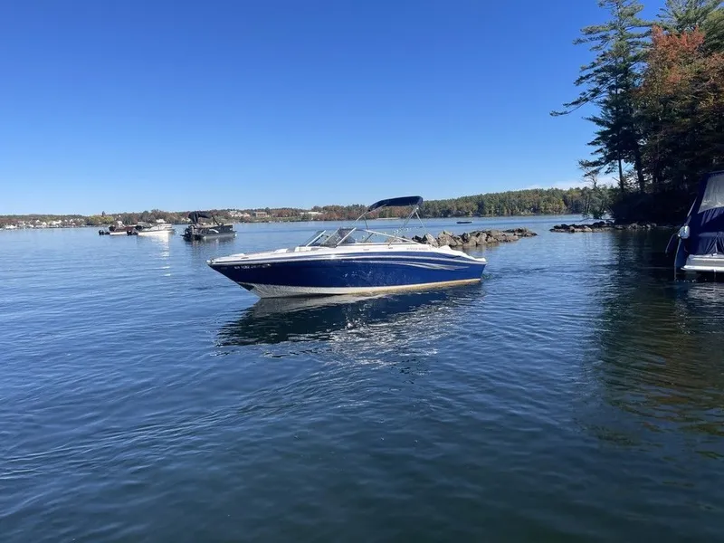 Slide: The Image of Four Winns 22 Horizon 2011 - 7