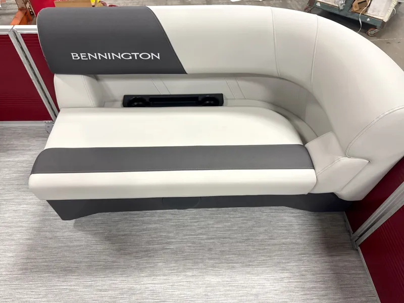 Slide: The Image of Bennington 20SL-Snap 2026 - 15