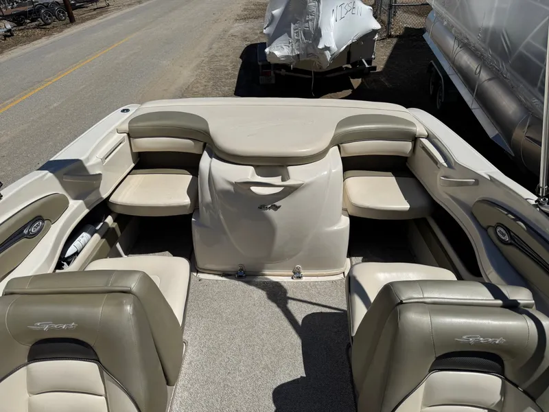 Slide: The Image of Sea Ray 205 Sport 2005 - 12