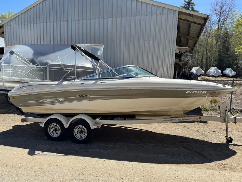 Slide: The Image of Sea Ray 205 Sport 2005 - 4