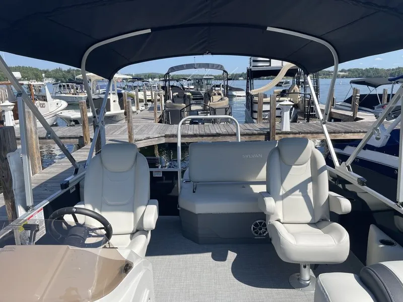 Slide: The Image of Sylvan Mirage 8520 CLZ DH 2025 - 9