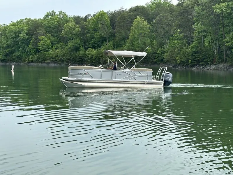 Slide: The Image of Sylvan Mirage 8524 LZ 2023 - 7