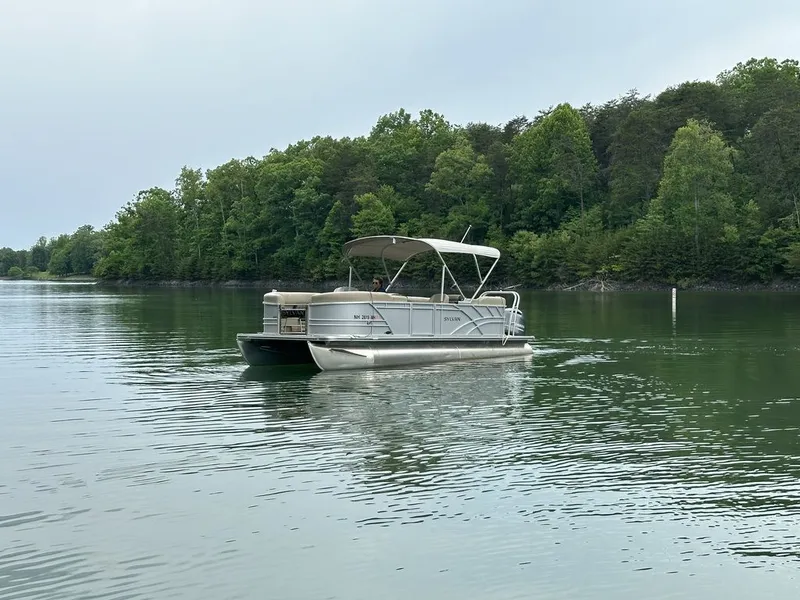 Slide: The Image of Sylvan Mirage 8524 LZ 2023 - 8