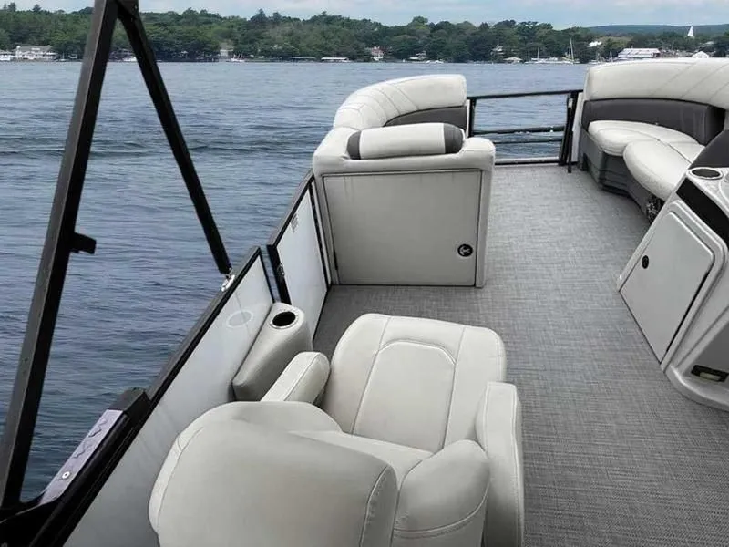 Slide: The Image of Sylvan Mirage X3 2022 - 12