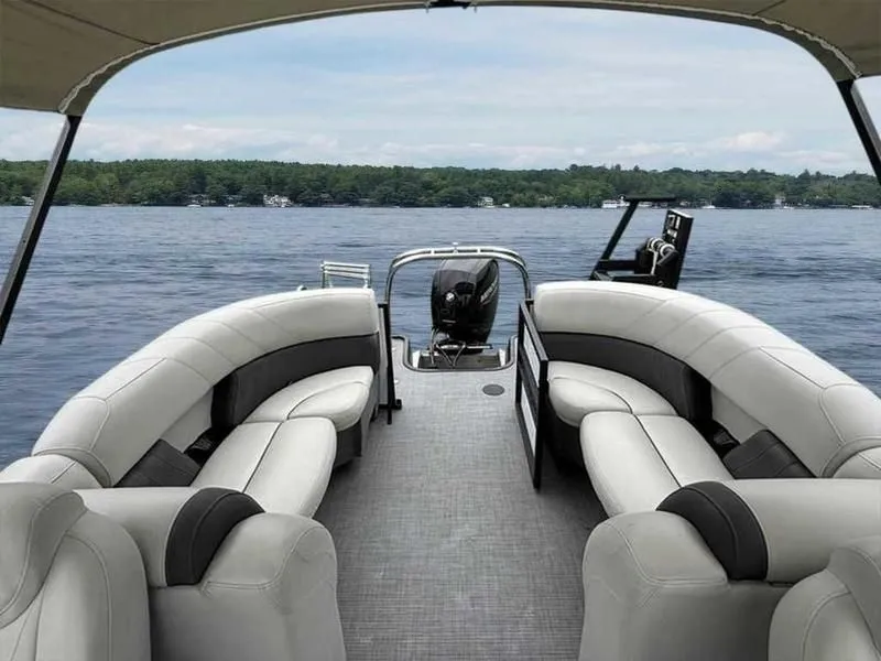 Slide: The Image of Sylvan Mirage X3 2022 - 3