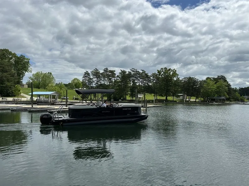 Slide: The Image of Sylvan Mirage X3 2023 - 6