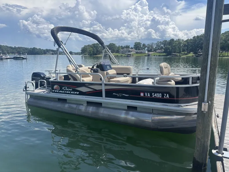 The Image of Tracker 18 Bass Buggy 2019 - 1