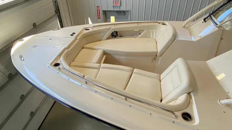 Slide: The Image of Grady-White Freedom 335 2021 - 2