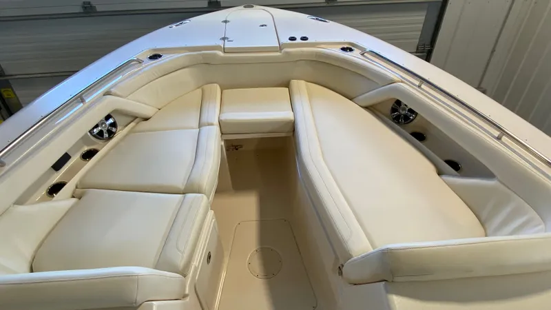 Slide: The Image of Grady-White Freedom 335 2021 - 3