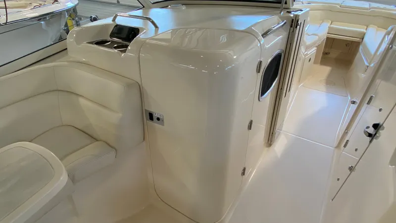 Slide: The Image of Grady-White Freedom 335 2021 - 8