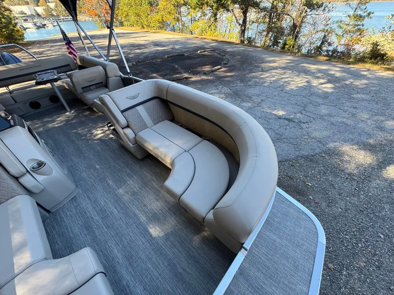 Slide: The Image of Bennington 21ML 2026 - 12