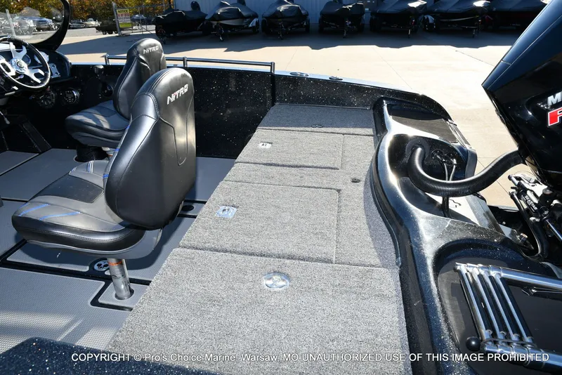 Slide: The Image of Nitro ZV19 Pro w/200HP Pro-XS 2022 - 38