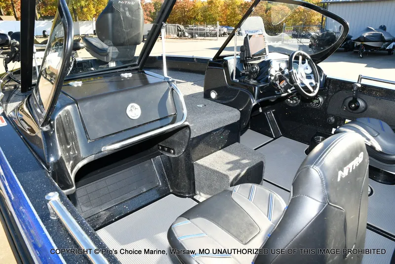 Slide: The Image of Nitro ZV19 Pro w/200HP Pro-XS 2022 - 39