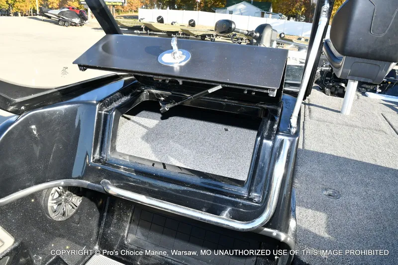 Slide: The Image of Nitro ZV19 Pro w/200HP Pro-XS 2022 - 47