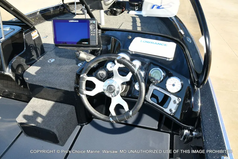 Slide: The Image of Nitro ZV19 Pro w/200HP Pro-XS 2022 - 6