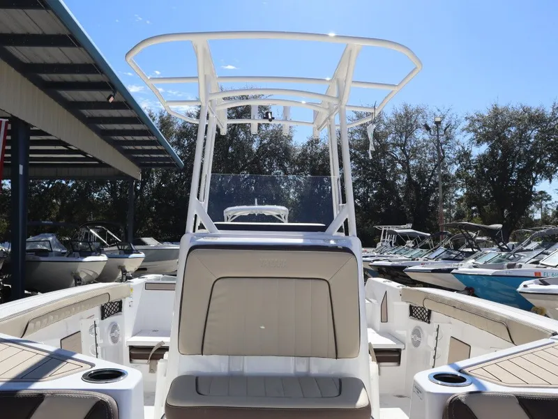 Slide: The Image of Yamaha 222 FSH Sport 2026 - 11