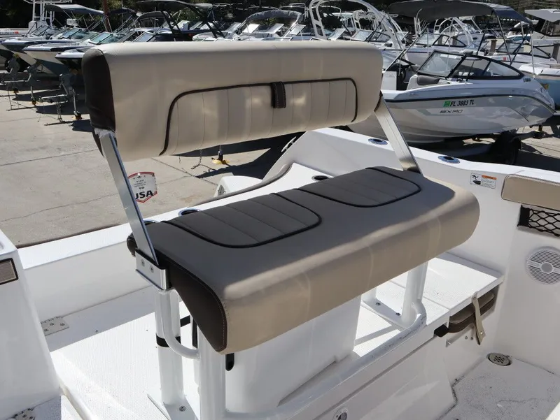 Slide: The Image of Yamaha 222 FSH Sport 2026 - 15