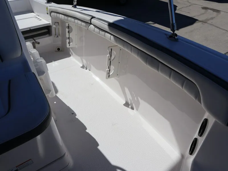 Slide: The Image of Yamaha Fsh 190 deluxe 2016 - 15