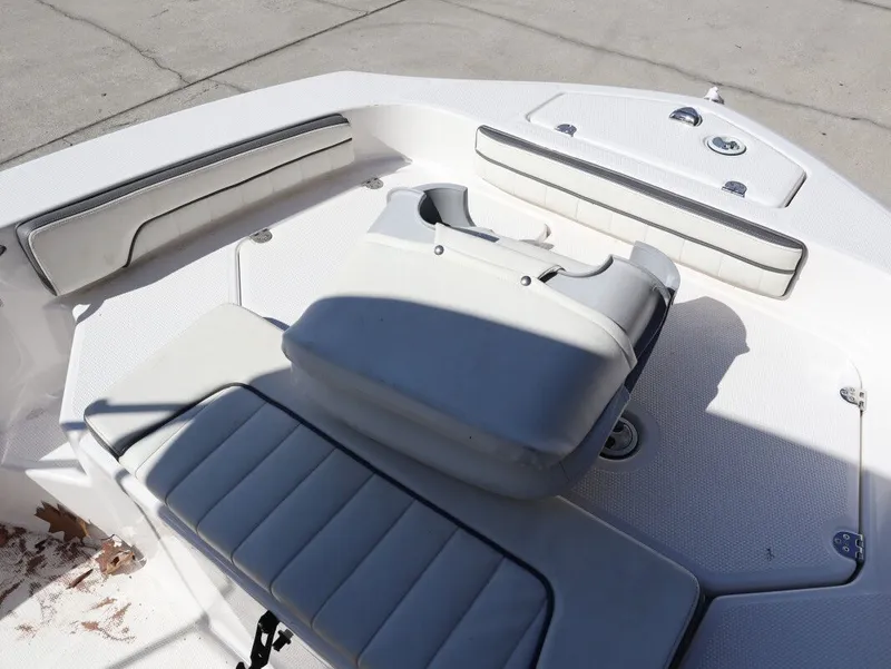 Slide: The Image of Yamaha Fsh 190 deluxe 2016 - 8