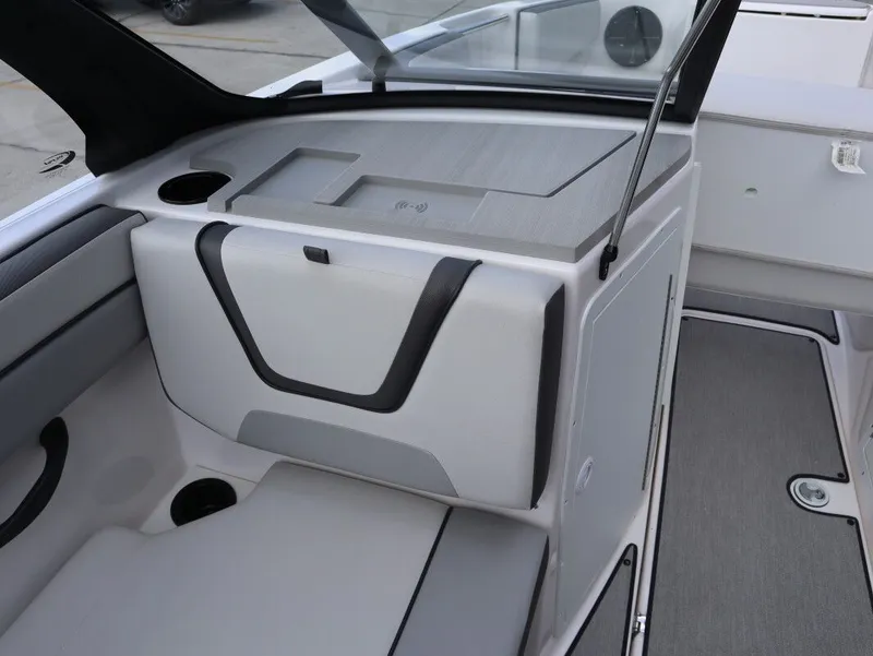 Slide: The Image of Yamaha AR220 2024 - 10