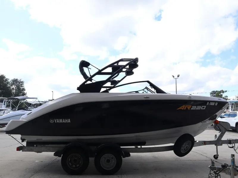 Slide: The Image of Yamaha AR220 2024 - 2