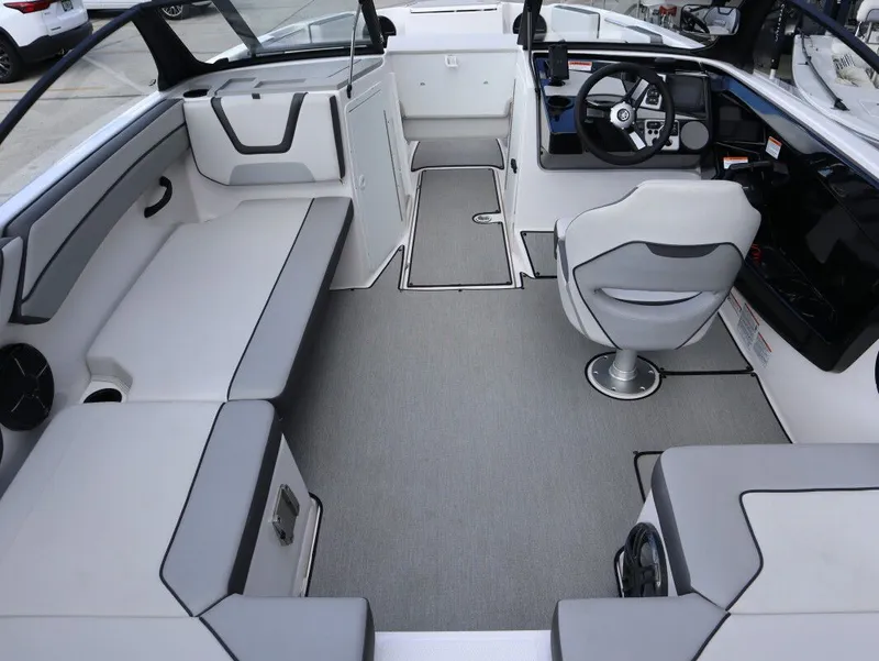 Slide: The Image of Yamaha AR220 2024 - 7